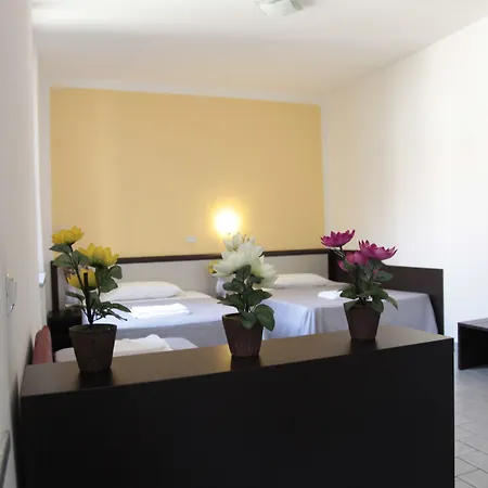 Hotel Poma-2
