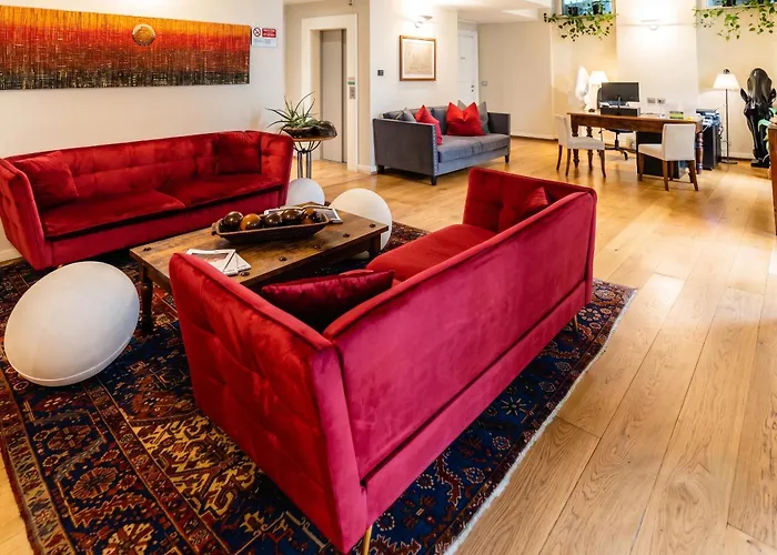 Townhouse 33